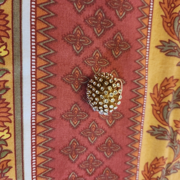 J CREW RHINESTONE dandelion gold tonecring.  Sz. 6.5. - Picture 5 of 5